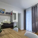 아파트 Luxury Lionessa